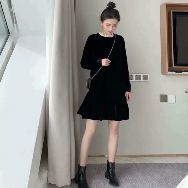 Váy nhung đen