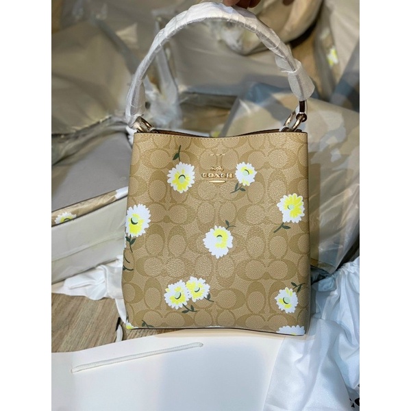 Túi đeo vai Co@ch bucket hoạ tiết kèm dây đeo chéo