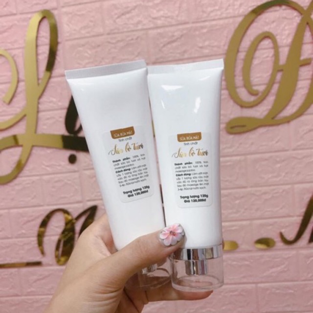 Sữa rửa mặt tinh chất bò tươi
