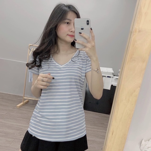 Áo kẻ cổ tim