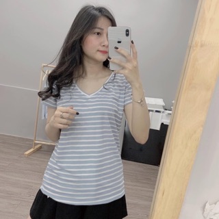 Áo kẻ cổ tim