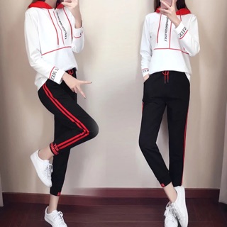 Bộ thể thao của nữ