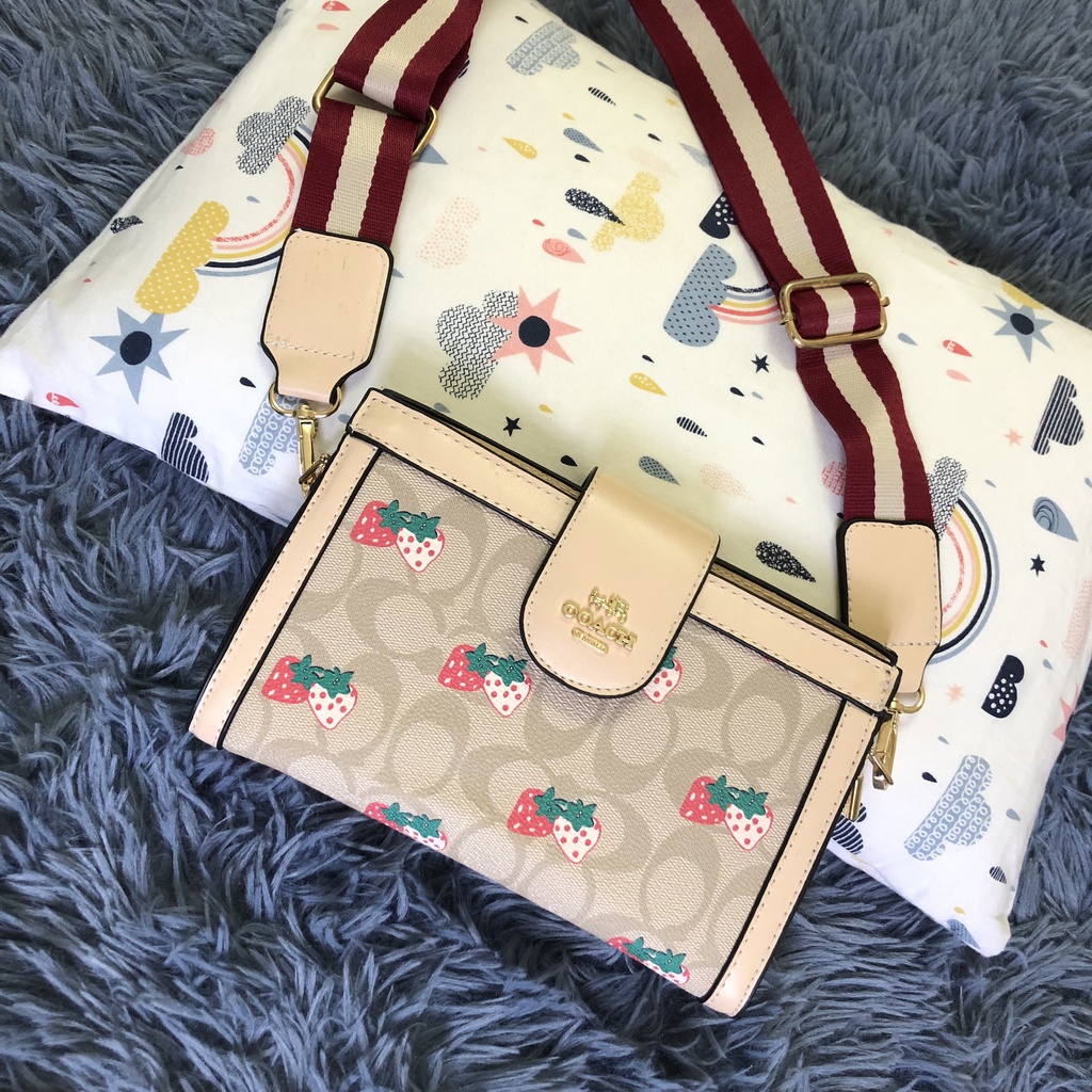 Thanh lý Túi coac dâu tây size 20 fom dáng cực đẹp