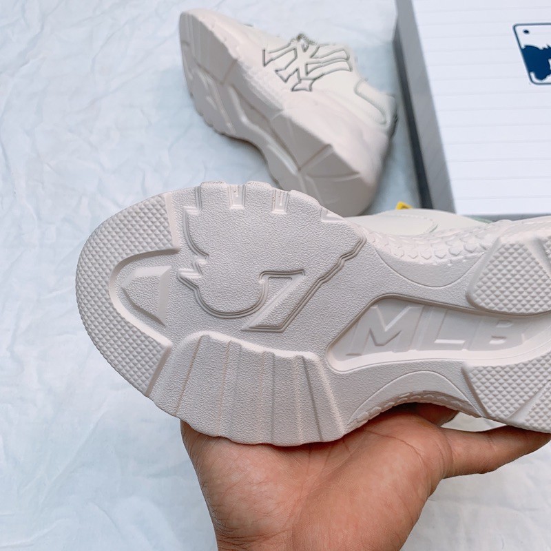 [Tặng hộp và quà tự chọn] Giày thể thao đế cao hoạ tiết n | BigBuy360 - bigbuy360.vn