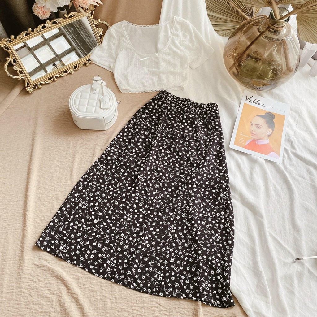 SET ÁO CROPTOP TRẮNG VIỀN REN + CHÂN VÁY MIDI HOA CÚC | BigBuy360 - bigbuy360.vn