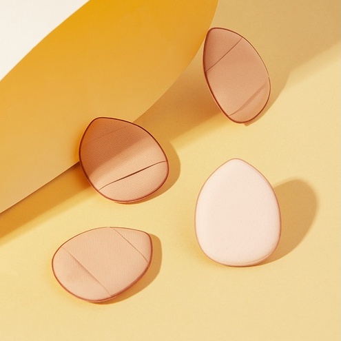 Combo túi gồm 2 miếng mút tán kem nền cushion Gecomo