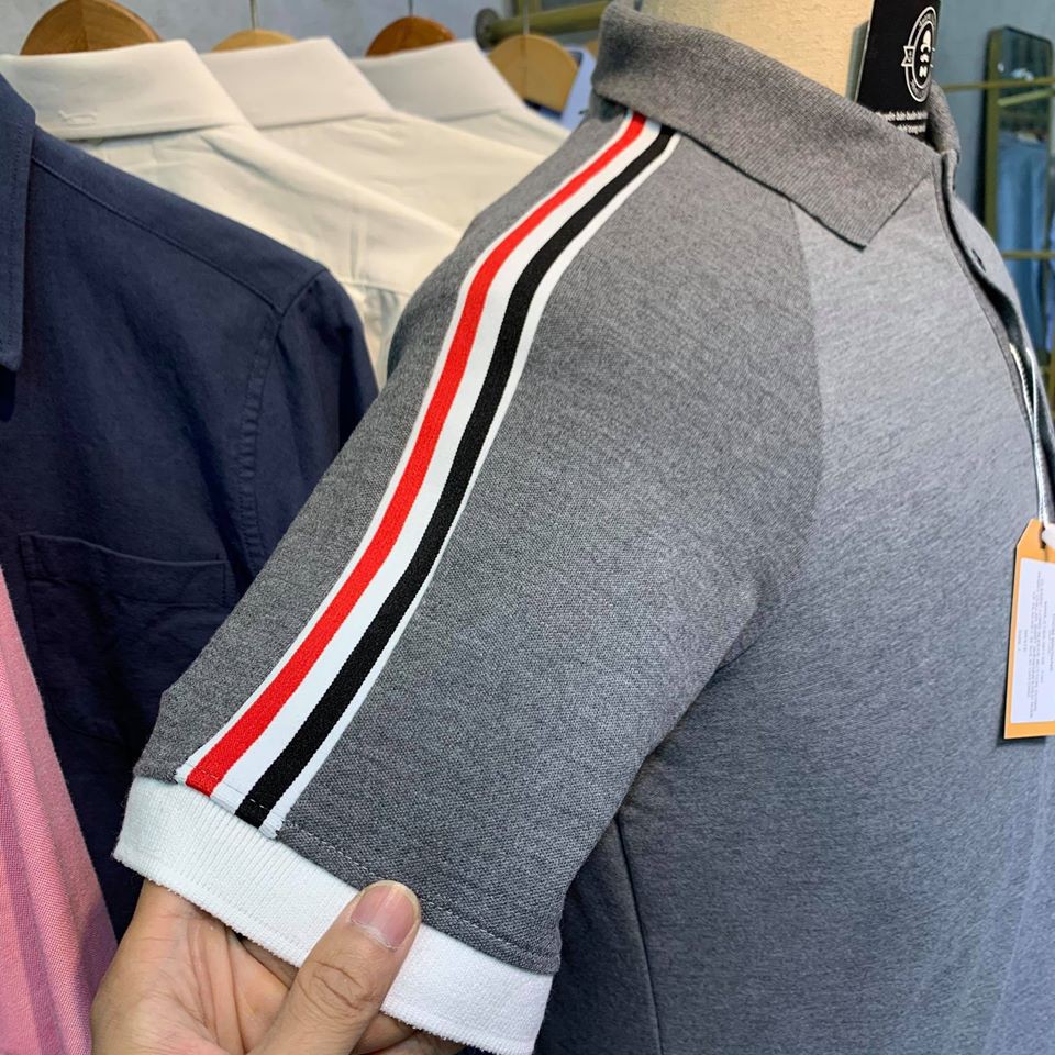 Áo Phông Polo Thom Browne Viền Vai