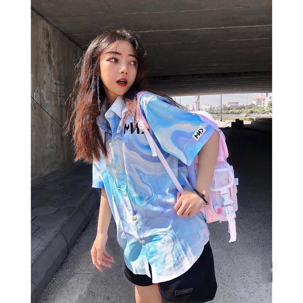 ÁO CỔ BẺ CỘC TAY NAM NỮ LOANG MYN DÁNG SƠ MI phom thụng ulzzang/ Áo sơ mi họa tiết chữ trẻ trung cá tính MÀU XANH HOT