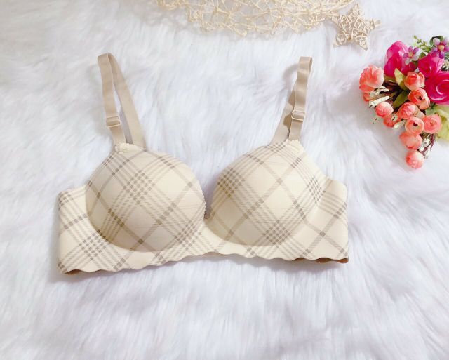 [100% HÀI LÒNG] ÁO LÓT KHÔNG GỌNG ĐẨY NGỰC TẠO KHE FOM CHUẨN MÀU SẮC NỀN NÃ | BigBuy360 - bigbuy360.vn