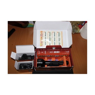 Đèn pin Wasing WFL-403 (Đen) Bh 6 thang