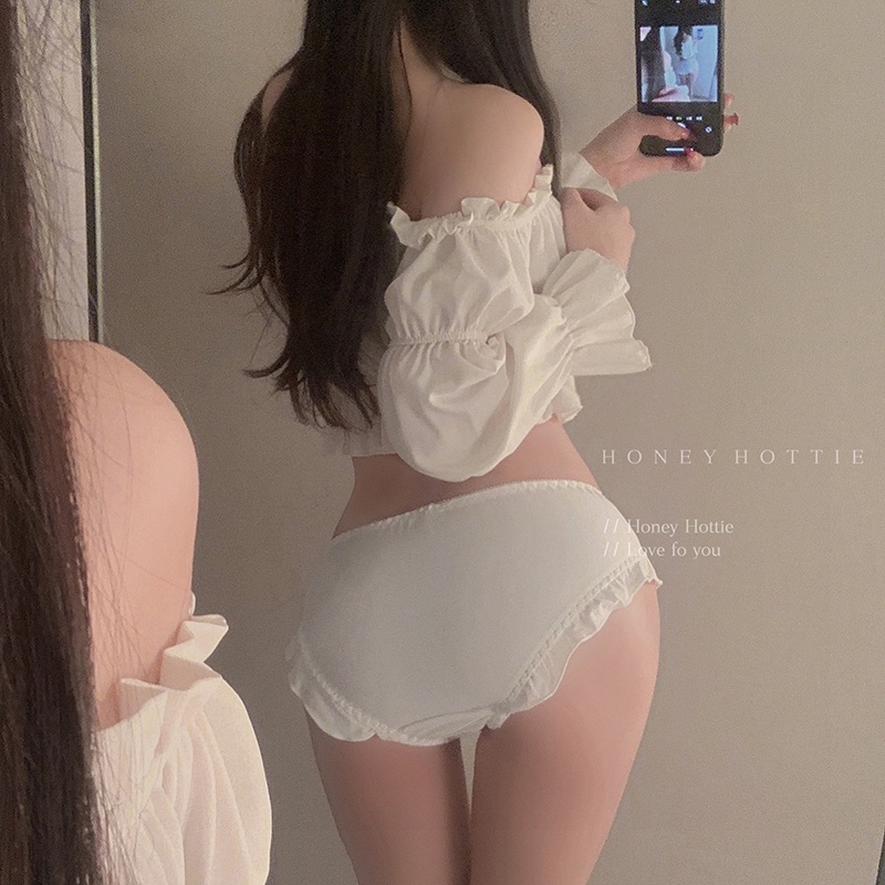[L M - 40kg - 65kg] Tai Thỏ Lụa Băng ST051#Quần Lót Lụa Không Đường May Lưng Thấp Thoáng Khí Dành Cho Nữ 8776
