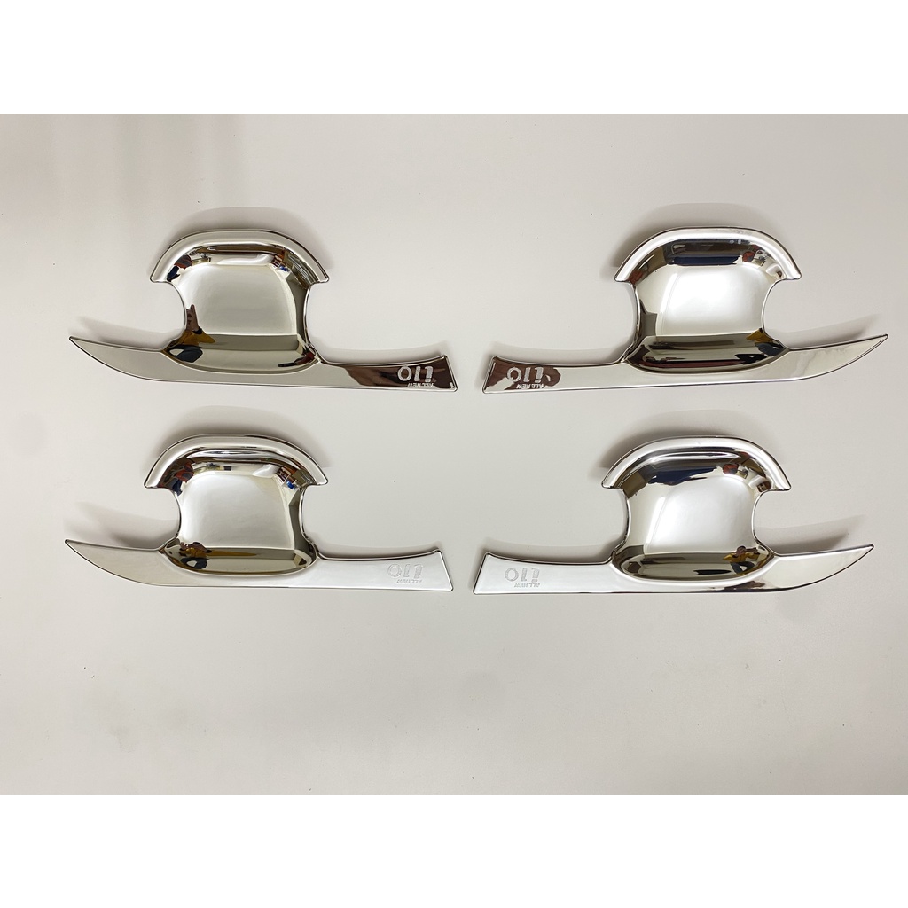 Ốp tay nắm, hõm cửa xe Hyundai Grand i10 đời 2021-2023