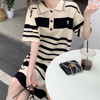 Váy liền sọc rộng rãi mùa hè