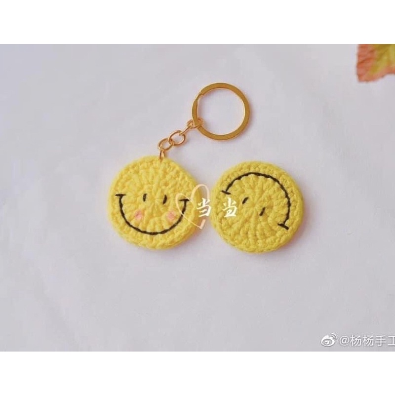 Móc Khoá Len Bông Hoa, Mặt Cười ,...                             ( HÀNG SẴN )