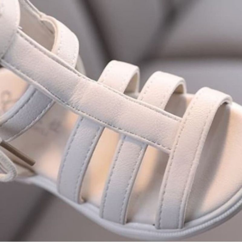 Giày sandal bé cá tính