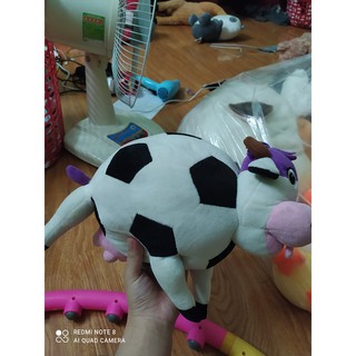 Gấu bông thú nhồi bông bò sữa bóng đá