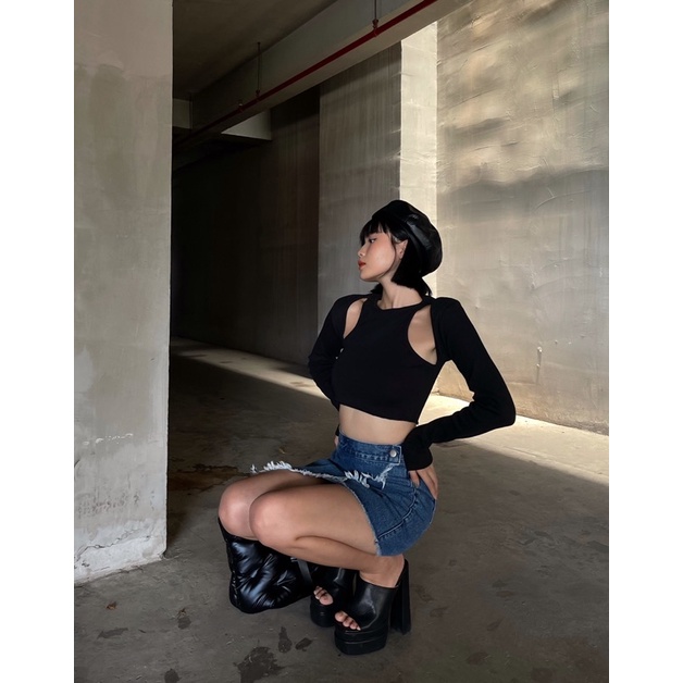 Chân váy tà lệch (ảnh shop chụp)