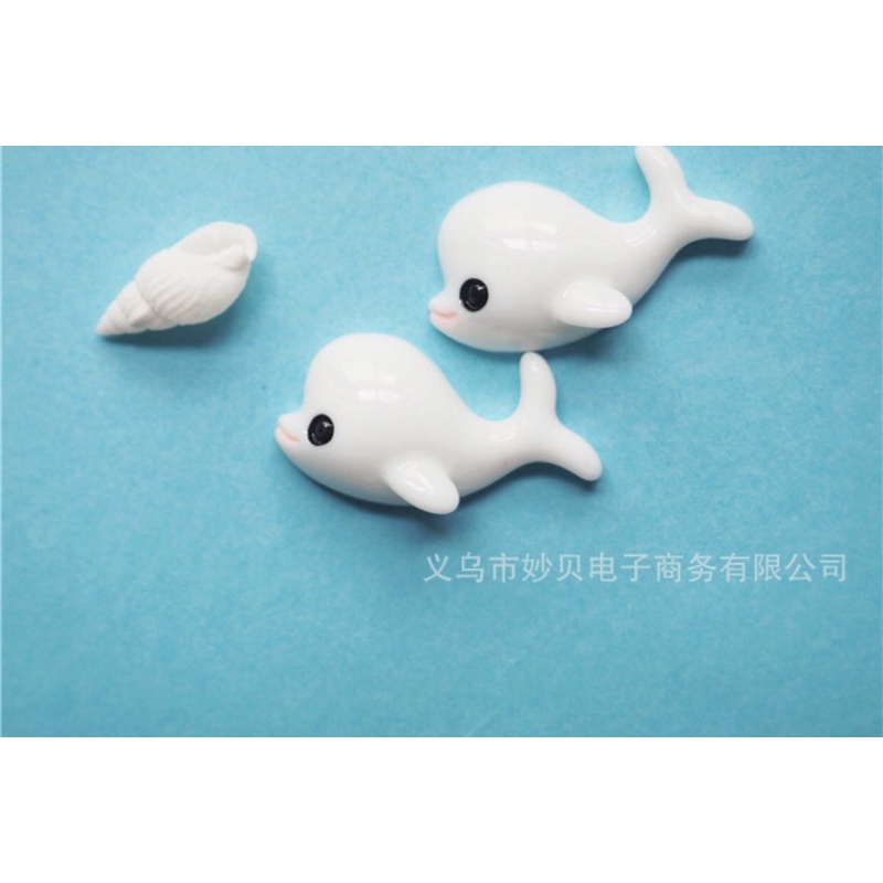 Charm con cá trắng, sticker cute cho bé, đồ trang trí để bàn Baby Sociu