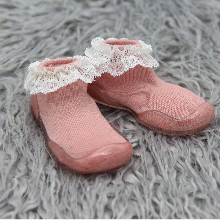 Giày Butất đế cao su chống trơn trượt - Giày bún tập đi cho bé gái Comfybaby, phong cách Hàn Quốc, công chúa - GB003