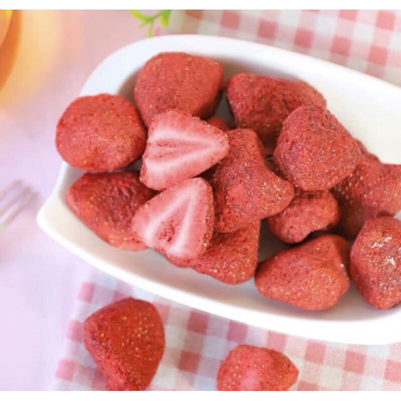 [HÀNG MỚI VỀ] Dâu tây sấy giòn đều quả, chua ngọt tự nhiên 100g