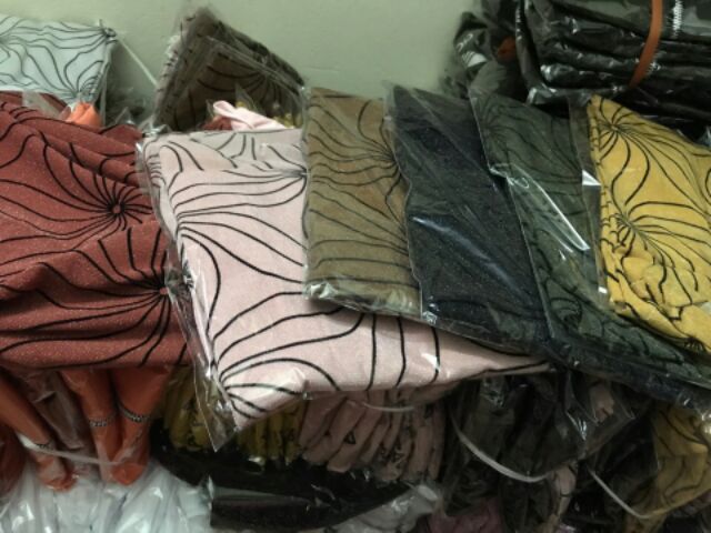 FREESHIP ĐƠN 99K_Áo nhũ hoa xoắn | BigBuy360 - bigbuy360.vn