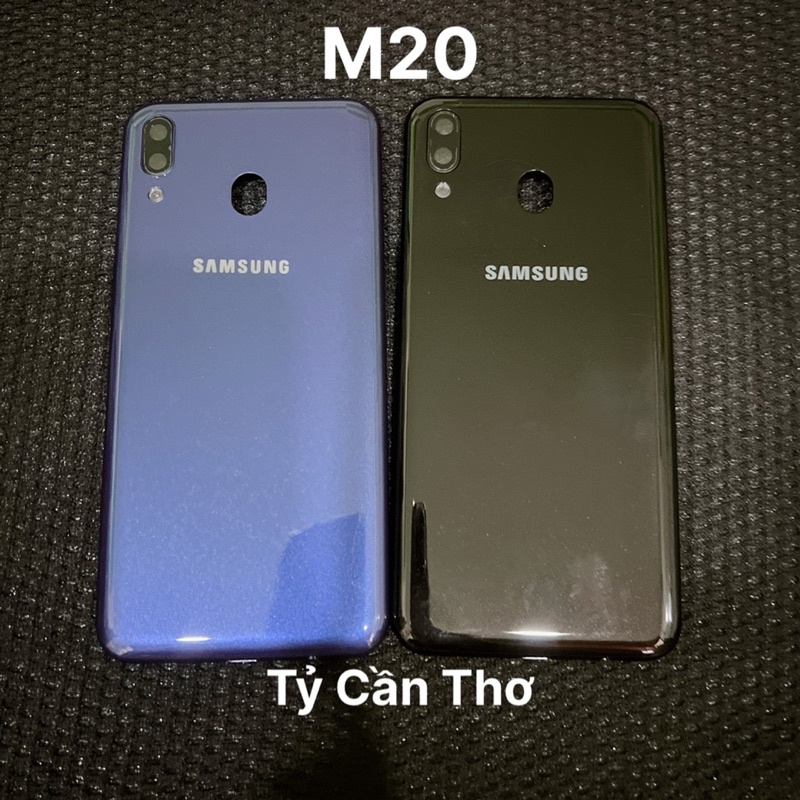 Nắp lưng điện thoại Samsung Galaxy M20 kèm kính camera zin