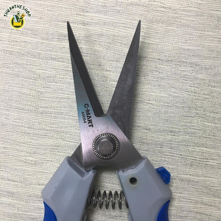 Kéo cắt đa năng mũi nhọn C mart A0054-08