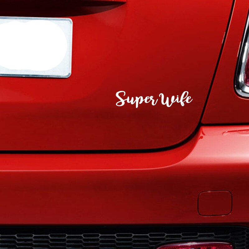 Đề can vinyl chữ Super Wife độc đáo cá tính trang trí xe hơi cỡ 16.3CM*3.7CM