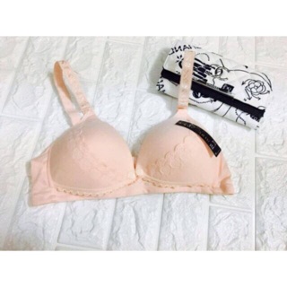 Chuẩn Áo ngực cho con bú có ren chất lượng