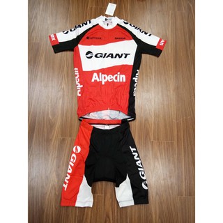 Bộ quần áo ngắn đi xe đạp Giant