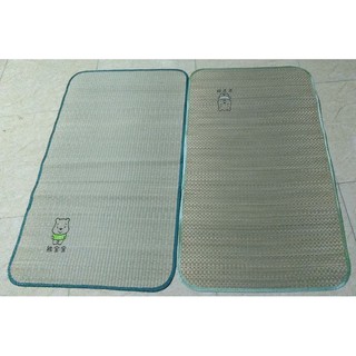 Chiếu cói trẻ em loại To (60 cm X 100 cm)