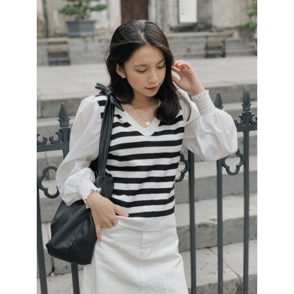 Áo thân pha len kẻ cổ tim SA392 1994closet