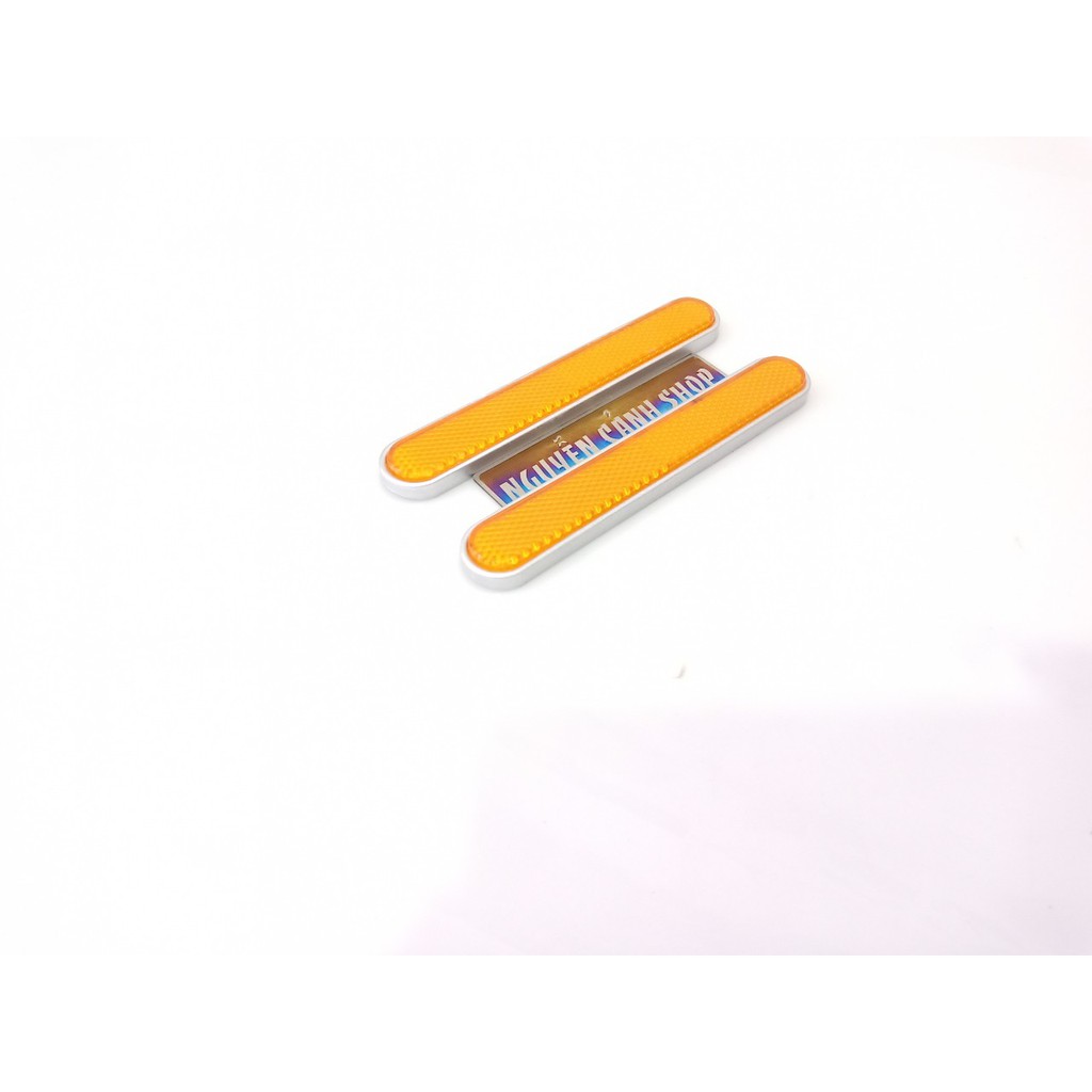 Mắt mèo dạ quang dáng phuộc trước