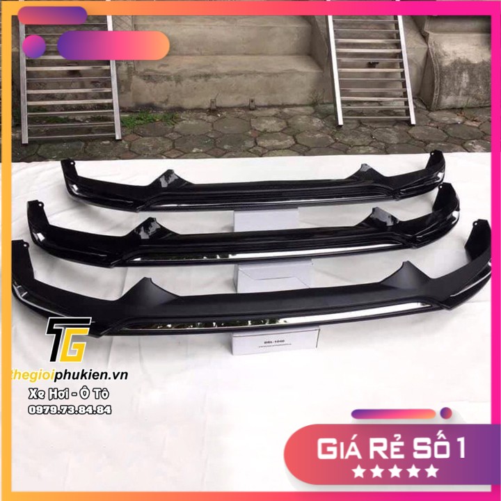 Ốp cản trước Mazda CX5, CX-5 2018-2020 vân Carbon cao cấp