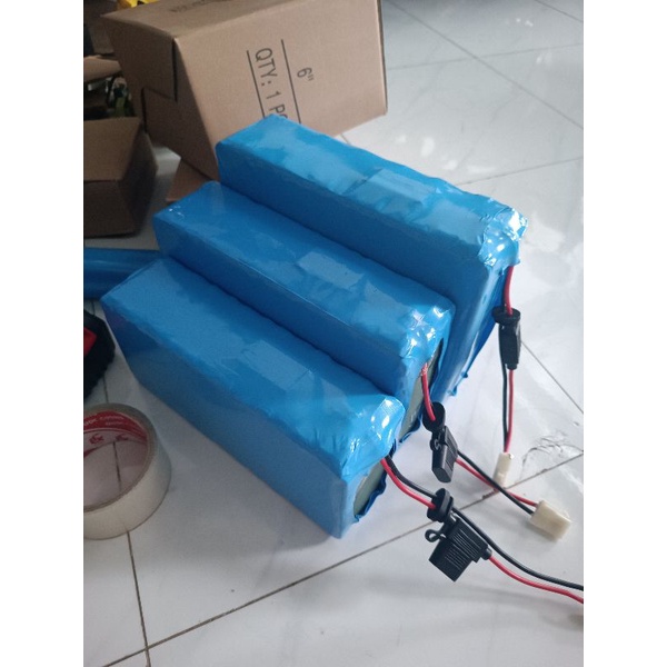 Pin Xe Điện 48V 13Ah  13 x 7 x 24cm Kèm Sạc