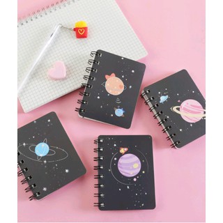 Sổ tay mini lò xo hình hành tinh vũ trụ màu đen km