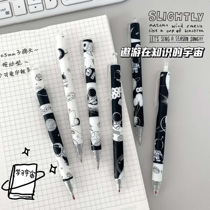 Bút bi mực đen ngòi 0.5mm thiết kế họa tiết đáng yêu tiện lợi