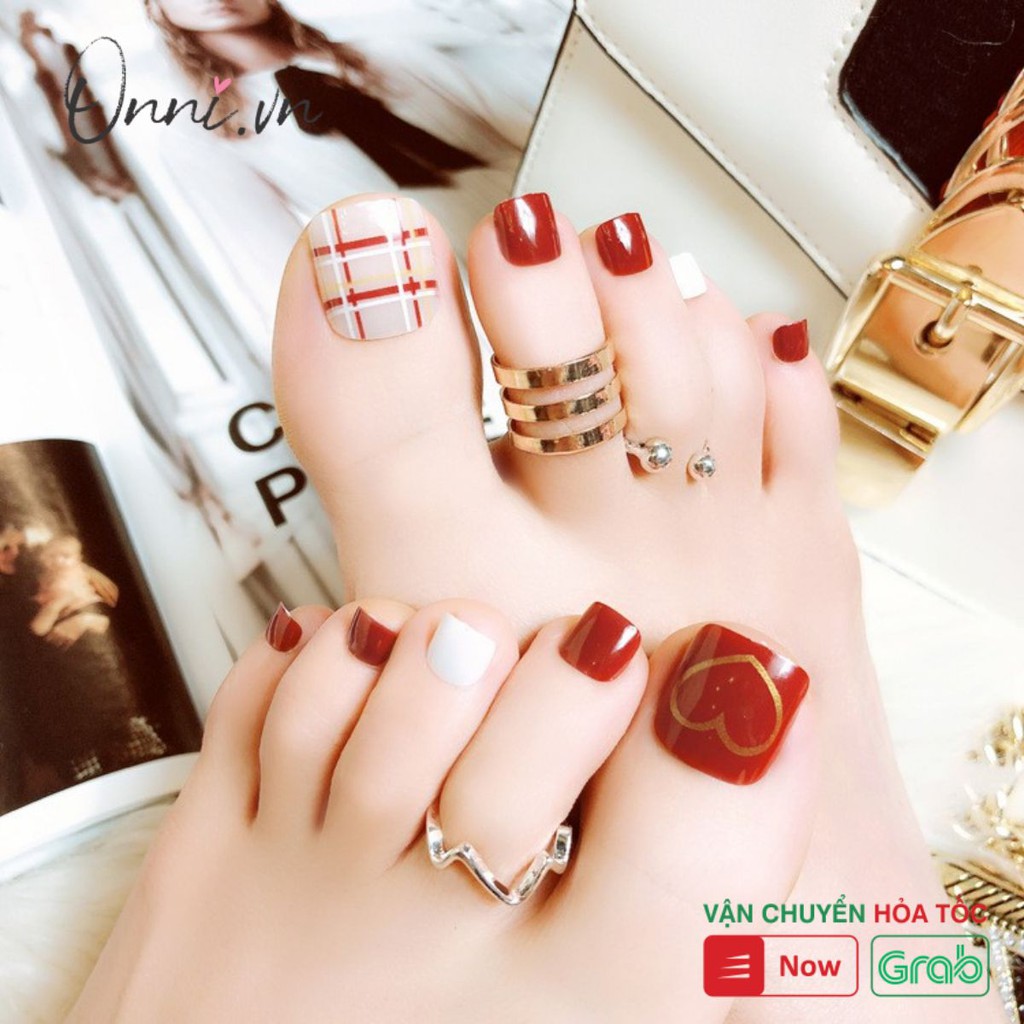 Set 24 móng chân giả màu đỏ họa tiết trái tim thời trang cho nữ + Chai keo