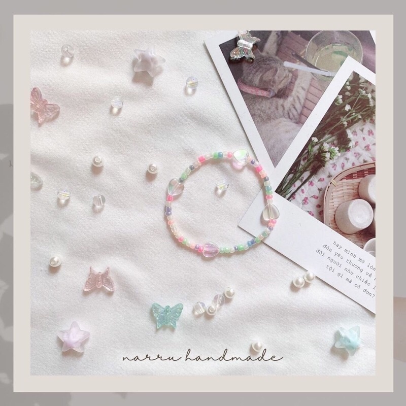 Vòng tay handmade trái tim màu pastel  💕