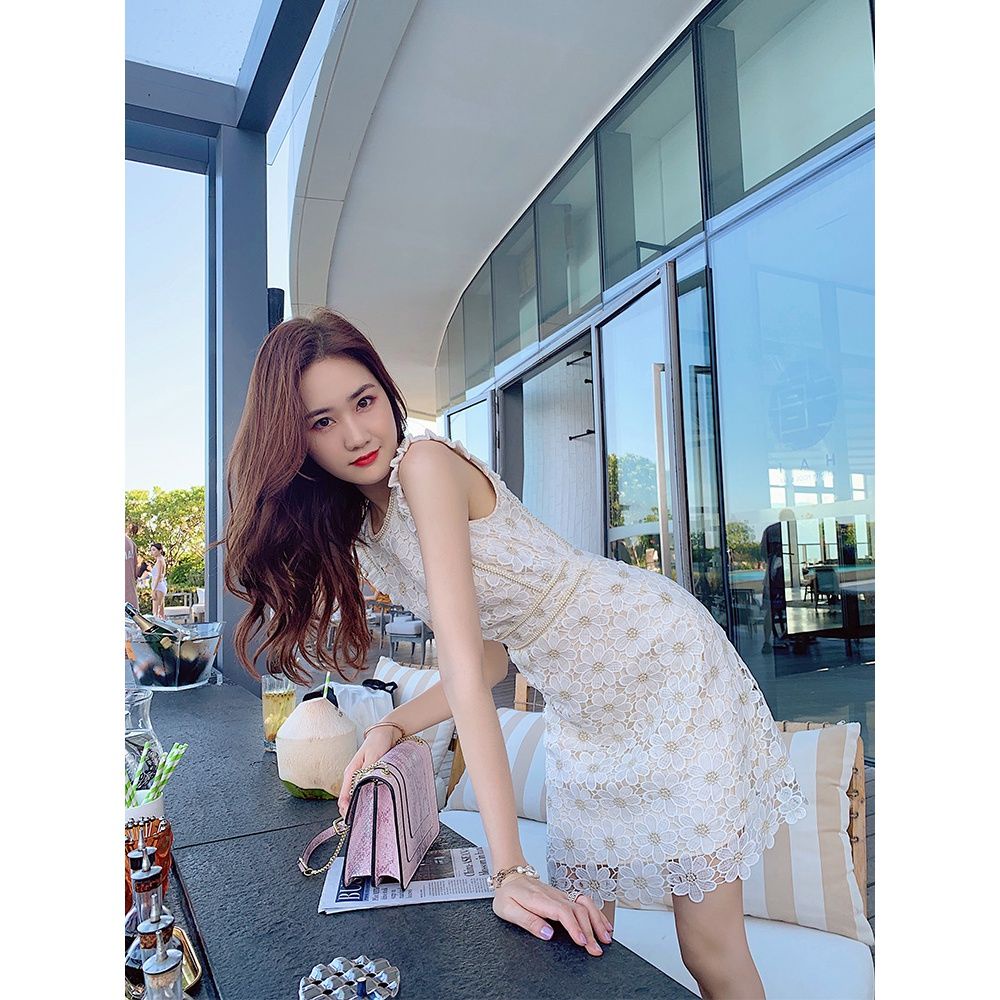 Đầm ren không tay cổ tròn ôm hông lưng cao dáng dài vừa thời trang hè 2021 cho nữ