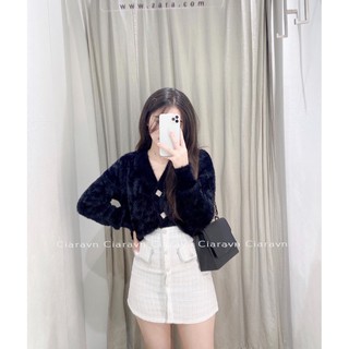 Cardigan lông thỏ cúc đá (đen/trắng)