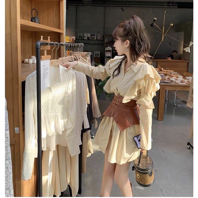 Set Go Moon Young áo sơmi form dài+ thắt lưng da hot trong phim “It’s okay to not be okay”