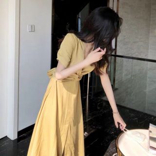 Váy suông chéo bụng