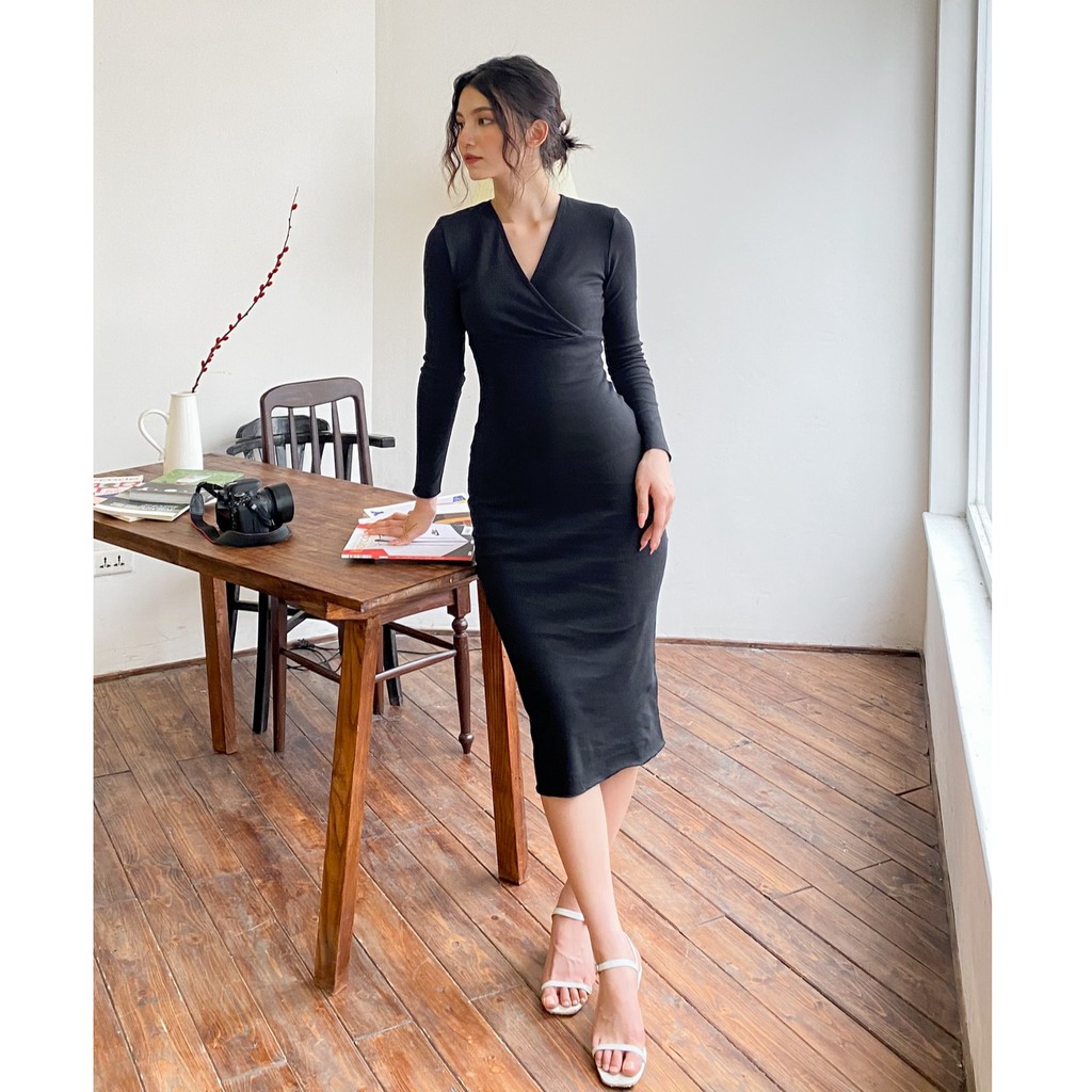 Đầm RECHIC thun body Amity màu đen