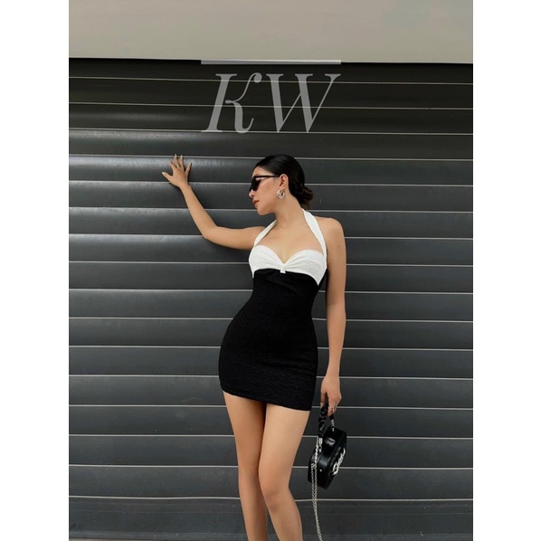 đầm body nơ ngực dây choàng cổ