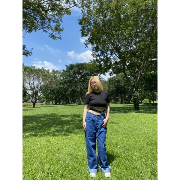 Áo croptop khoen