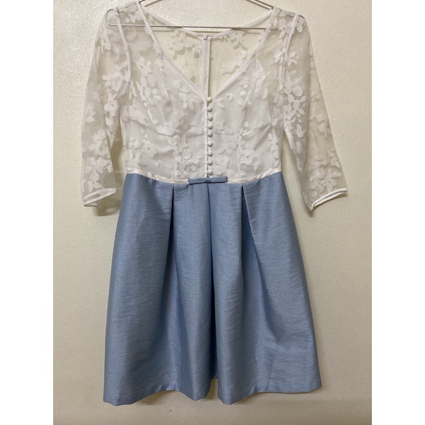 Đầm sz L tặng