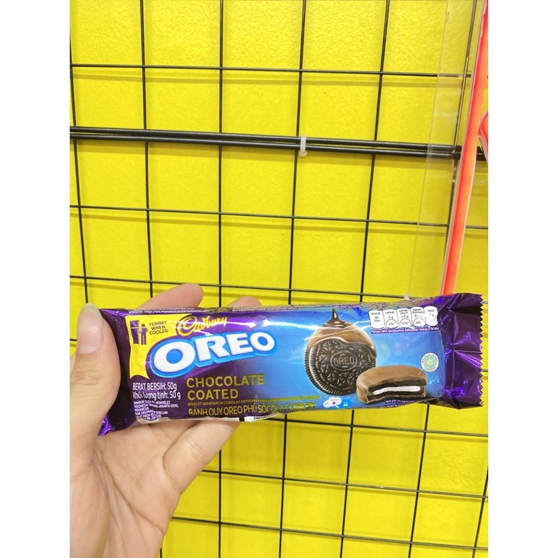 Bánh quy Oreo vỏ socola kẹp kem vị vani phủ socola sữa gói 50g