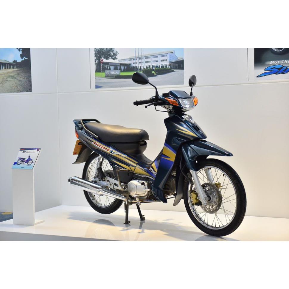 Chụp xi nhan trước Sirius V