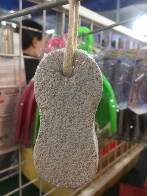 Dụng cụ chà gót chân